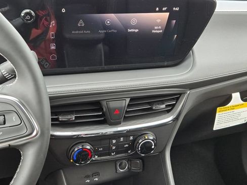 New 2026 Buick Encore GX Preferred w/ Comfort Package FWD image 8