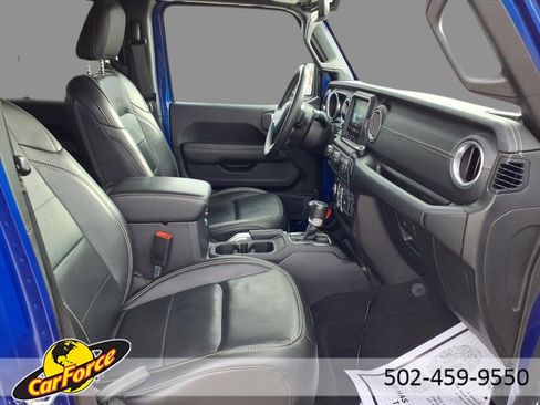 Used 2019 Jeep Wrangler Unlimited Sahara w/ Quick Order Package 24M Moab image 13