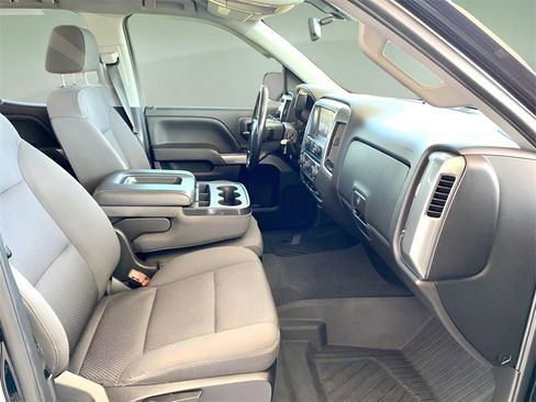 Used 2019 Chevrolet Silverado 1500 LT w/ LPO, Black Pack image 28