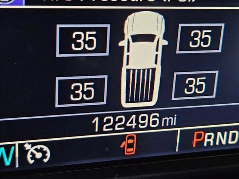 Used 2018 GMC Sierra 1500 SLT w/ Enhanced Driver Alert Package image 9