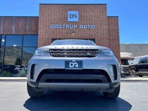 Used 2020 Land Rover Discovery SE AWD/4WD image 2