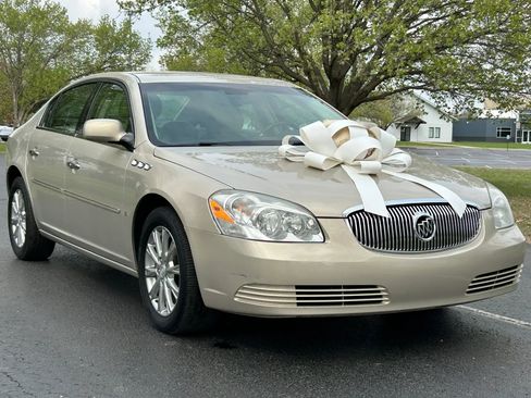 Used 2009 Buick Lucerne CXL w/ Driver Confidence Package image 3