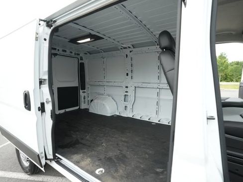 Used 2024 RAM ProMaster 3500 w/ Convenience Group FWD image 20