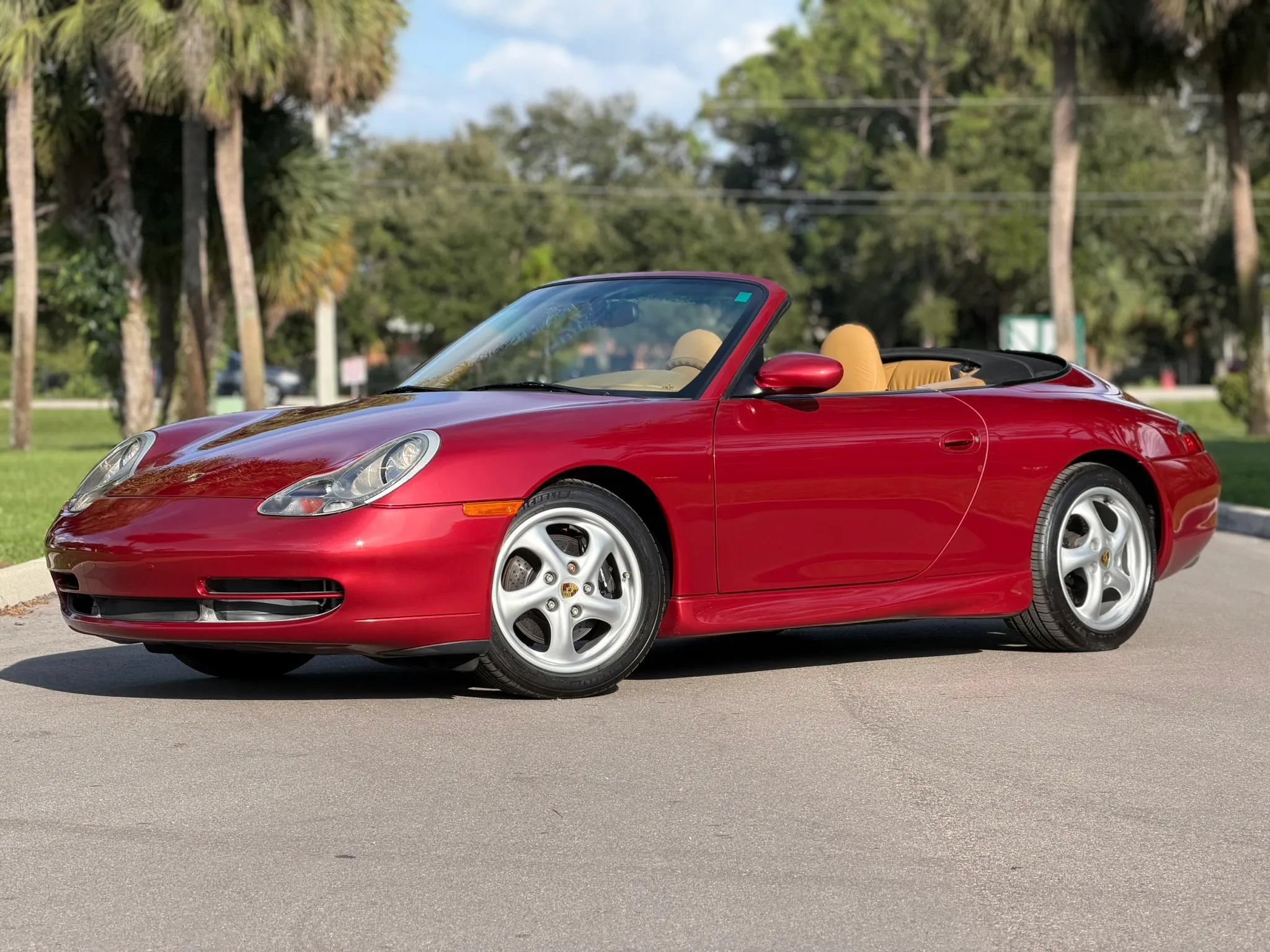 Used 2001 Porsche 911 Cabriolet image 8