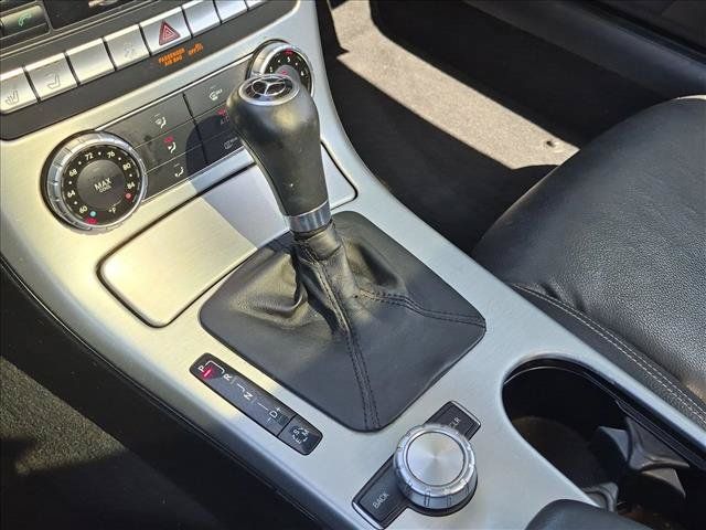 Used 2014 Mercedes-Benz SLK 250 image 12