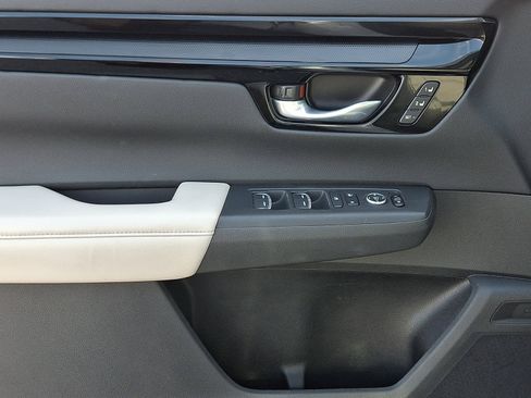 Used 2023 Honda CR-V EX-L image 12
