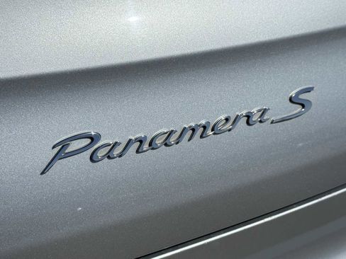Used 2015 Porsche Panamera S image 10