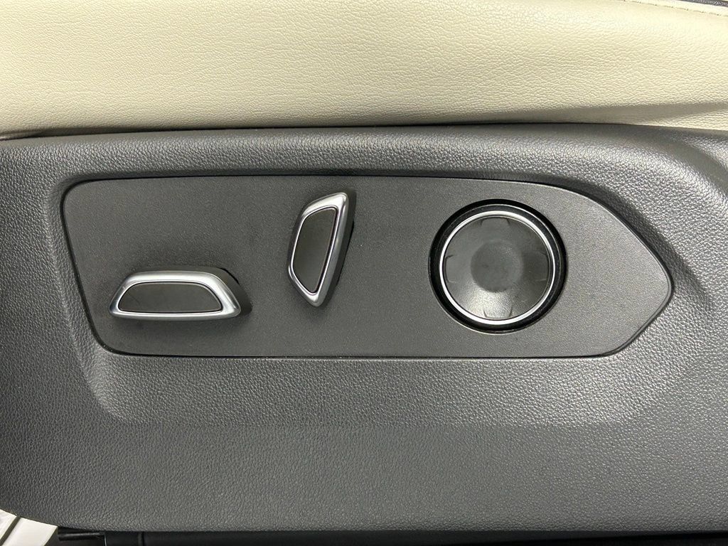 Used 2021 Cadillac Escalade Sport w/ Driver Assist Tech Package AWD/4WD image 36