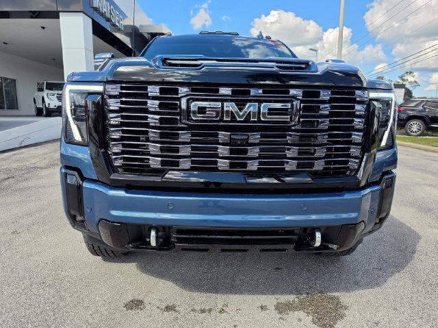 Used 2024 Chevrolet Silverado 2500 LTZ w/ LTZ Plus Package AWD/4WD image 8