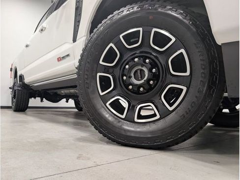 Used 2026 Ford F250 Platinum image 3