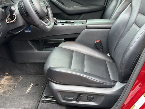 Used 2021 Nissan Rogue SV w/ Premium Package FWD image 9