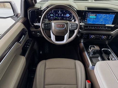 Certified 2024 GMC Sierra 1500 SLT AWD/4WD image 21