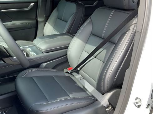 New 2026 GMC Acadia Elevation w/ Black Edition image 33