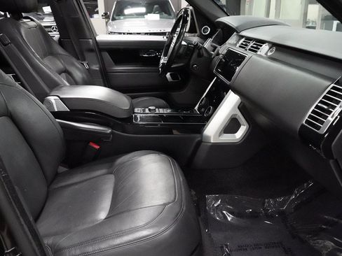 Used 2019 Land Rover Range Rover Supercharged AWD/4WD image 34