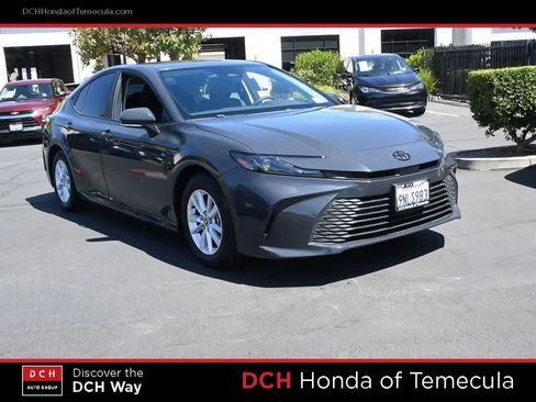 Used 2025 Toyota Camry LE FWD image 3