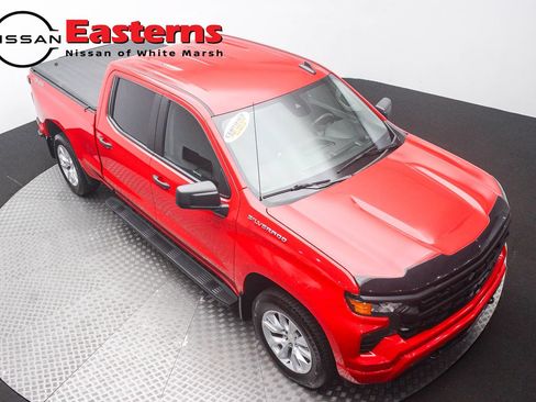Used 2024 Chevrolet Silverado 1500 Custom AWD/4WD image 3