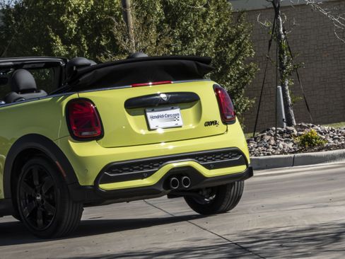 Used 2024 MINI Cooper S image 8