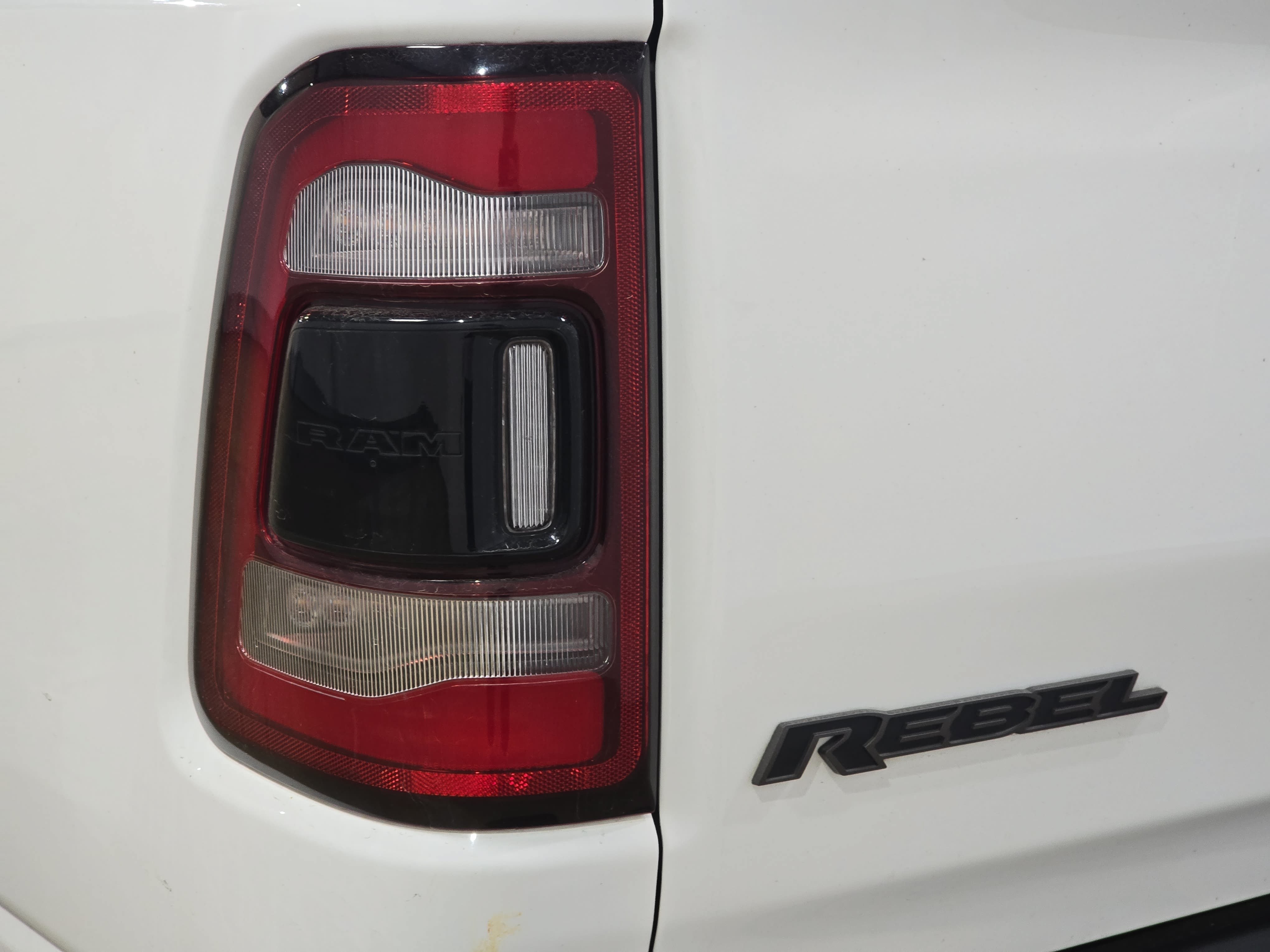 Used 2020 RAM 1500 Rebel AWD/4WD image 11