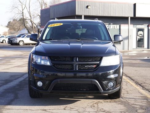 Used 2019 Dodge Journey GT w/ Blacktop Package image 2
