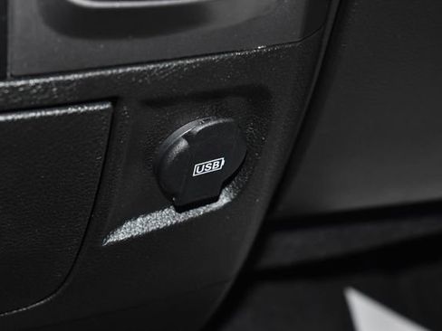 Used 2023 RAM 1500 Classic SLT w/ Protection Group AWD/4WD image 22
