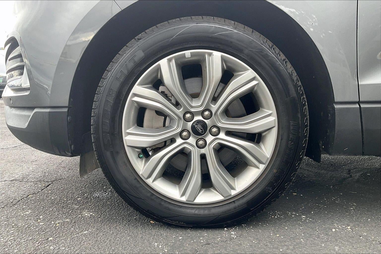 Used 2024 Ford Edge Titanium AWD/4WD image 9