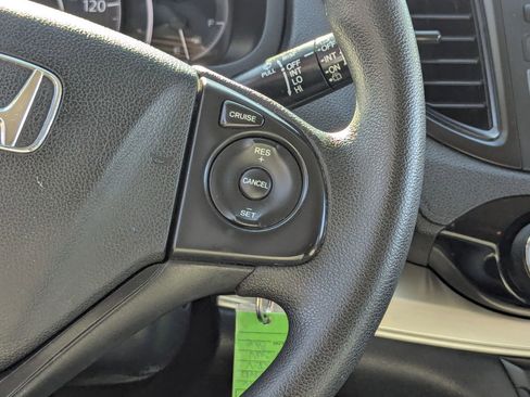 Used 2016 Honda CR-V SE image 18