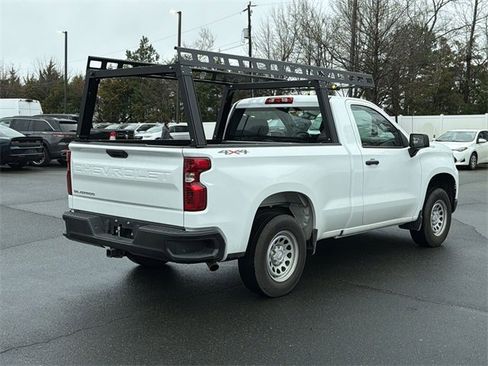Used 2024 Chevrolet Silverado 1500 W/T w/ Trailering Package image 6