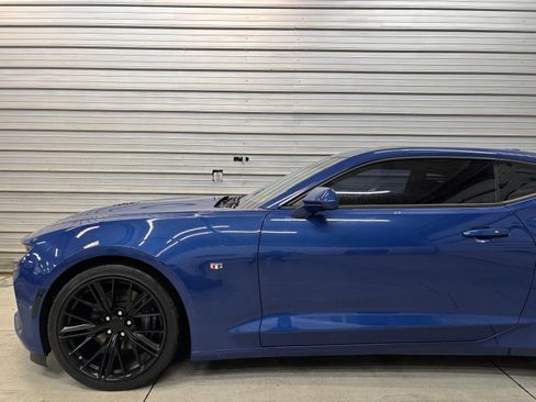 Used 2021 Chevrolet Camaro SS image 3