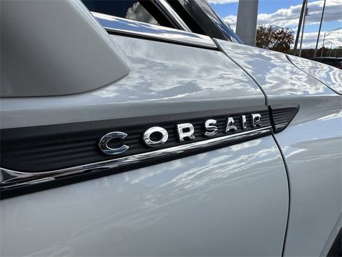 Certified 2022 Lincoln Corsair Standard w/ Equipment Group 101A image 46