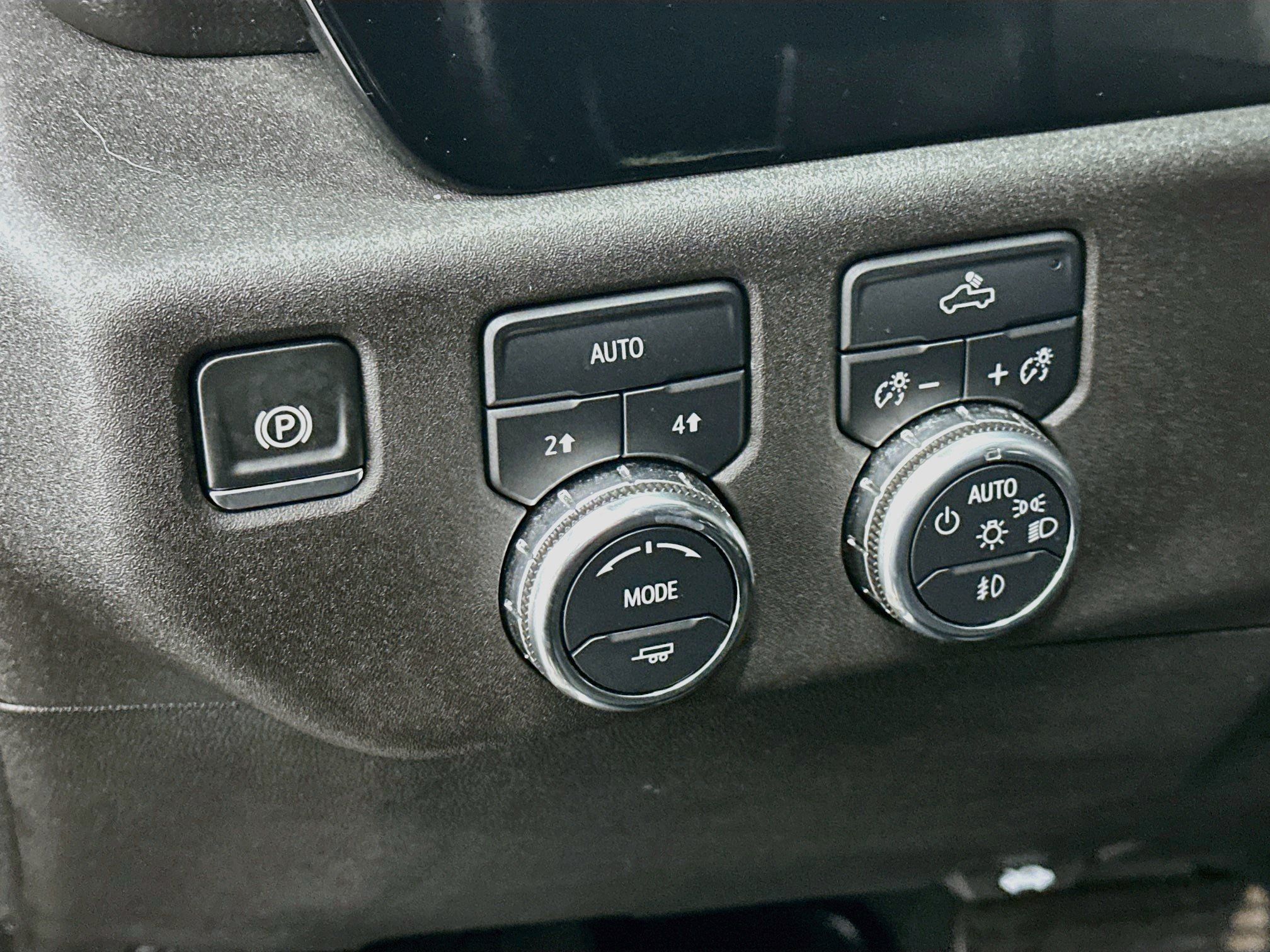 Used 2024 GMC Sierra 1500 Elevation AWD/4WD image 17