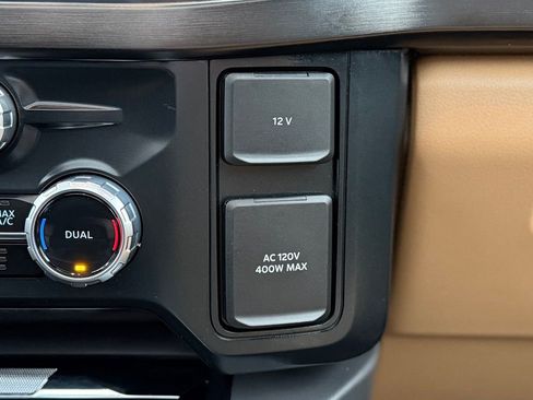 Used 2023 Ford F350 Lariat image 20