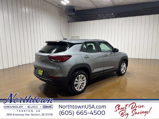 Used 2023 Chevrolet TrailBlazer LS FWD image 5