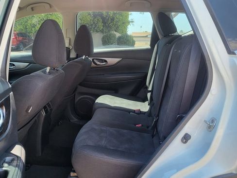 Used 2016 Nissan Rogue S FWD image 24