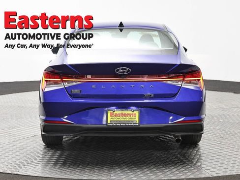 Used 2022 Hyundai Elantra Blue w/ Cargo Package FWD image 6