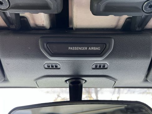 Used 2023 Jeep Wrangler Unlimited Sport image 28