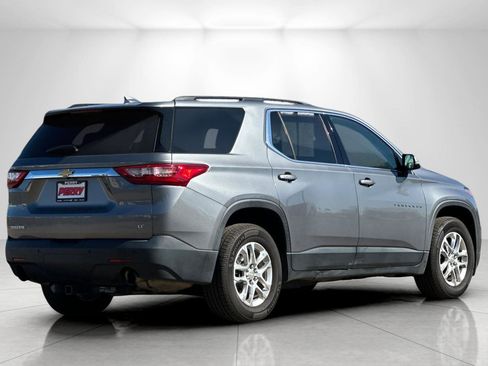 Used 2019 Chevrolet Traverse LT image 3