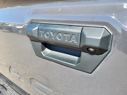 Certified 2025 Toyota Tacoma SR5 image 21