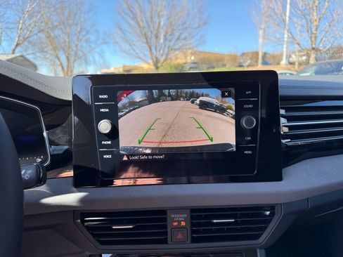 New 2026 Volkswagen Jetta SE FWD image 19