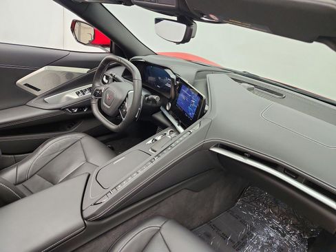 Used 2022 Chevrolet Corvette Stingray Preferred Conv w/ Z51 Performance Package RWD image 16