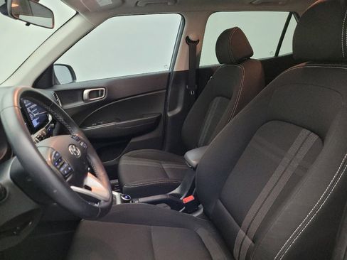 Used 2023 Hyundai Venue SEL w/ Cargo Package FWD image 17