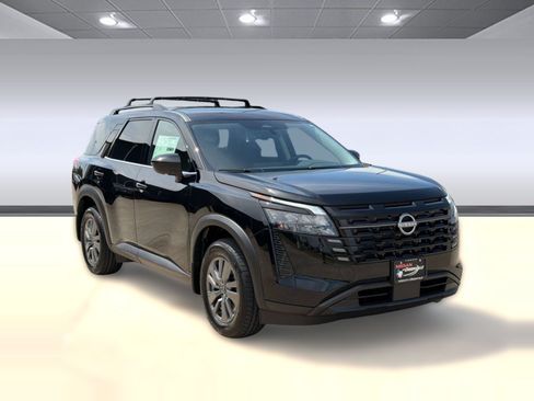 New 2026 Nissan Pathfinder SV FWD image 7