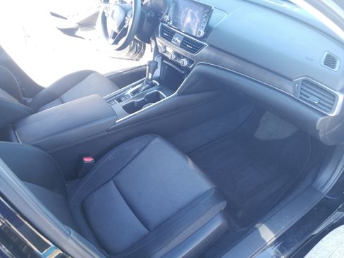 Used 2021 Honda Accord LX image 17