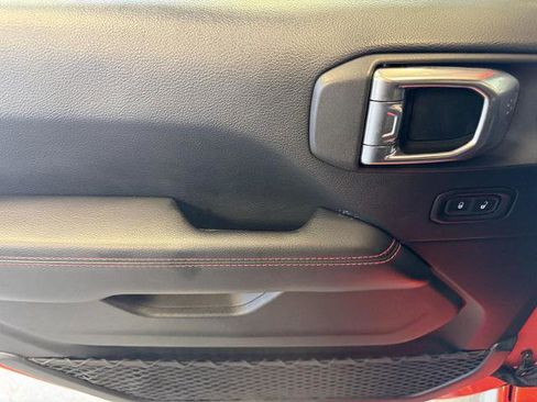 Used 2018 Jeep Wrangler Rubicon image 23