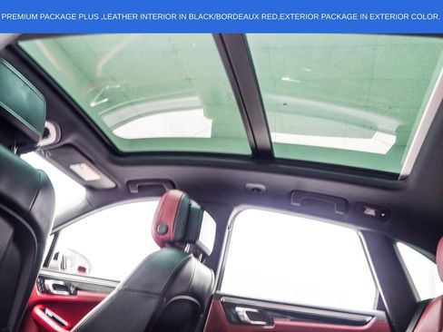 Used 2023 Porsche Macan AWD/4WD image 50