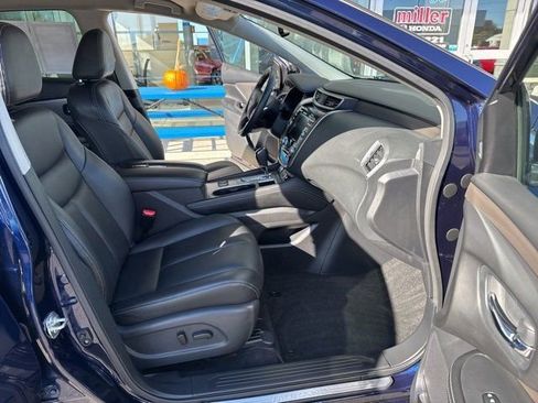 Used 2023 Nissan Murano SV image 11