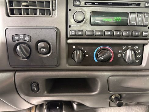Used 2003 Ford F350 Lariat image 20