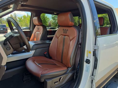 Used 2022 Ford F250 King Ranch w/ King Ranch Ultimate Package AWD/4WD image 11