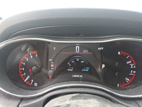 Used 2017 Dodge Durango SXT w/ Quick Order Package 23B AWD/4WD image 4