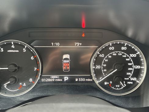 Used 2025 Mitsubishi Outlander SE image 11