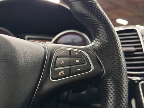 Used 2018 Mercedes-Benz GLE 350 image 16